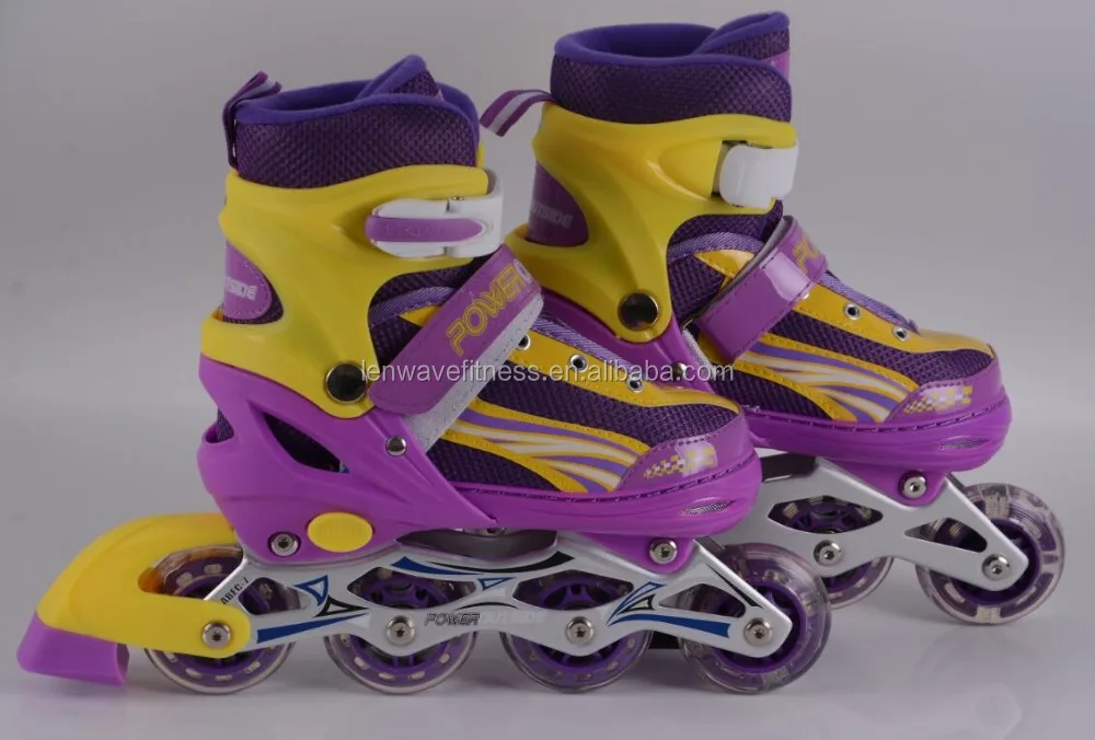 low price adjustable flashing roller skate