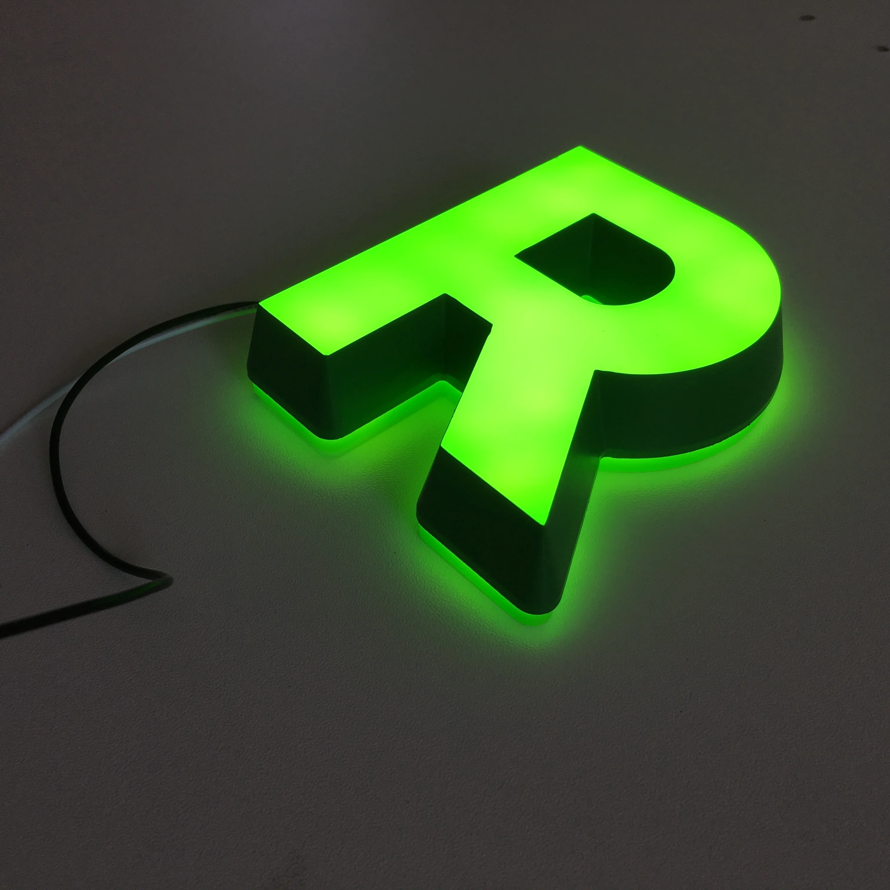 New Trendy Products High Brightness Led Acrylic Letters Sign Name Board DC 12v RGB Building Lights