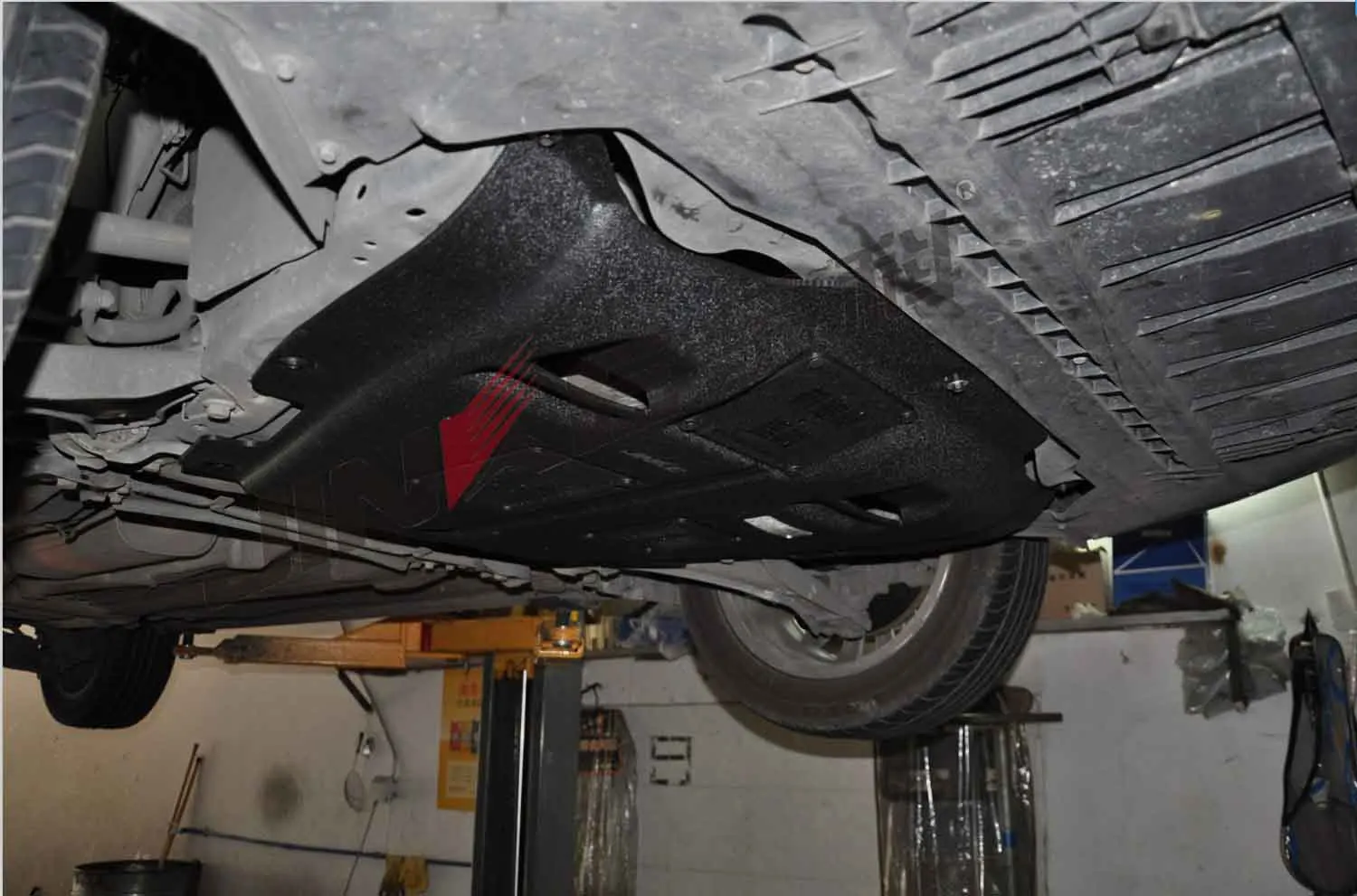 Внешние автомобильные аксессуары защитная накладка на крышку двигателя