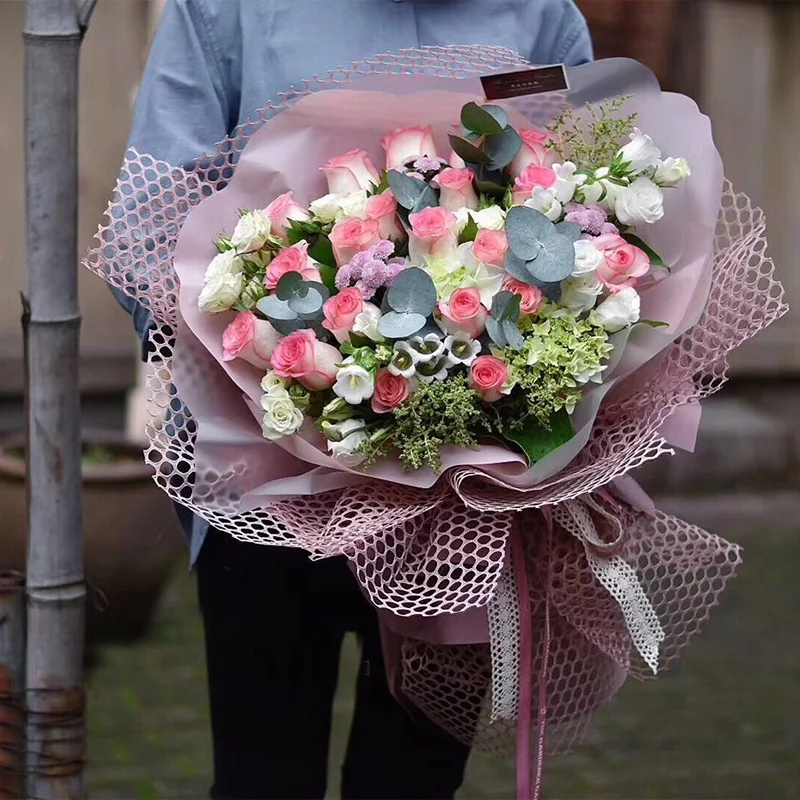 
Hot Sale Cilrcle Holes Florist Bouquets Paper For Flower Wrapping Mesh 