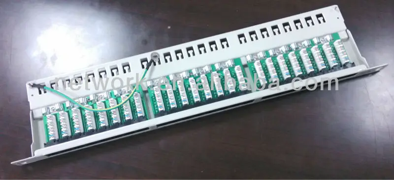 Патч-панель 0.5U 24Port UTP Cat5e