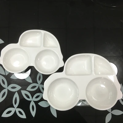 Economic and Reusable Factory Direct Sale Plastic Kids Cute Plate With Cartoon Shape Cheapest Price For Home Use