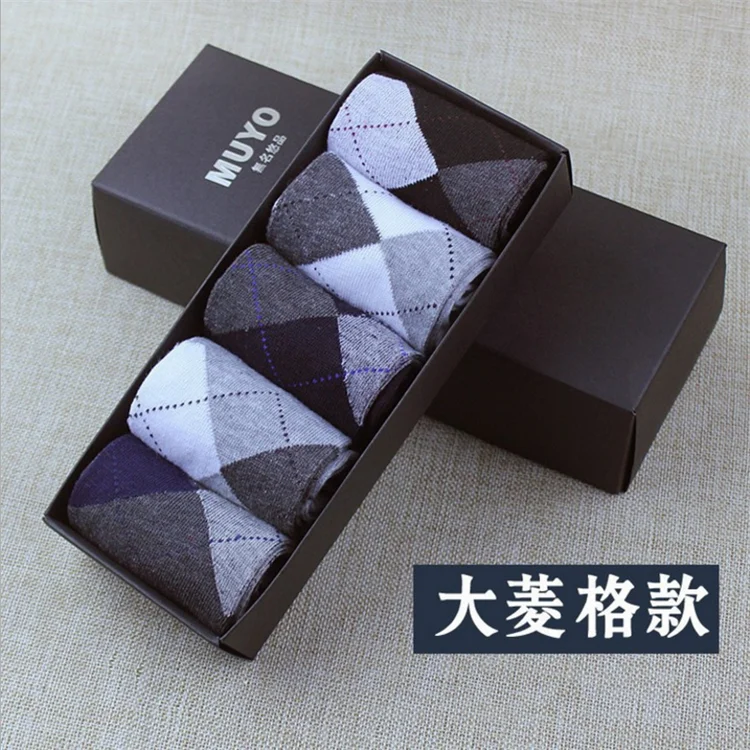 Осенне-зимние хлопковые мужские носки в коробке