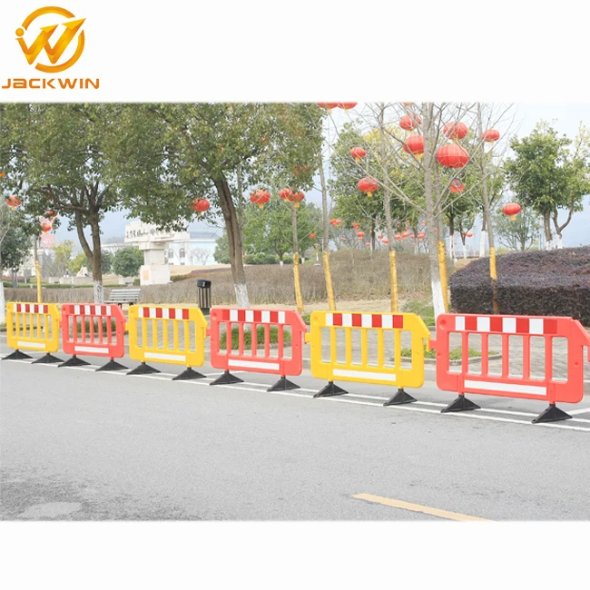 Cheapest Portable Used Crowd Control 2 Meter Plastic Road Safety Barriers