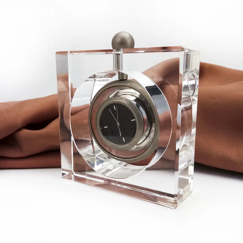 
Custom Engraved Block Clear Glass Small Crystal Desk Clock For Souvenir Gift. 