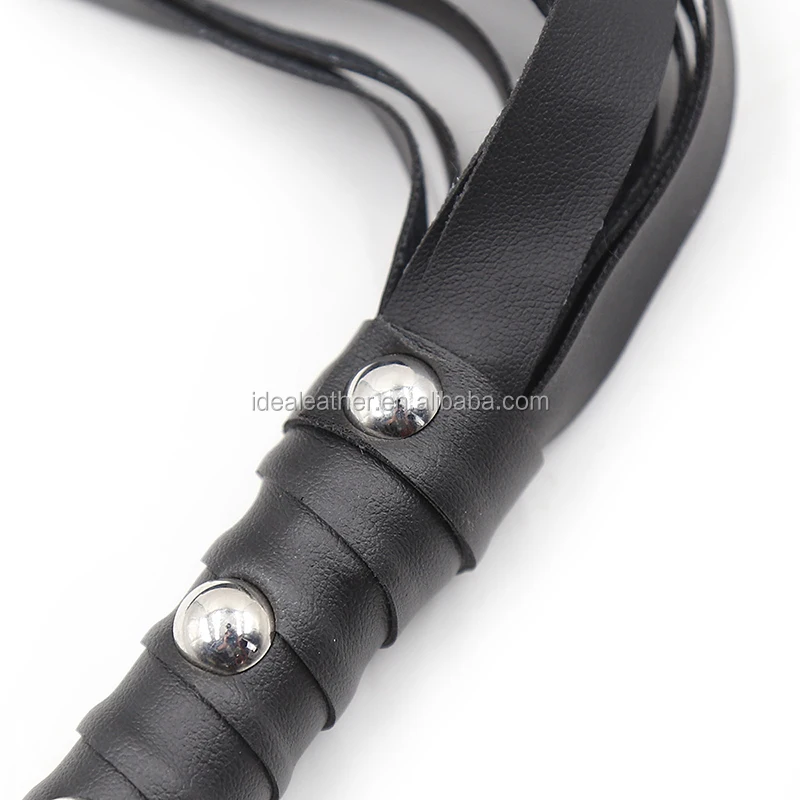 Wholesale Soft PU Leather High Quality Male Sex Bondage Leather Flogger Sex Bdsm Spanking Flogger Whip For Sex Stock