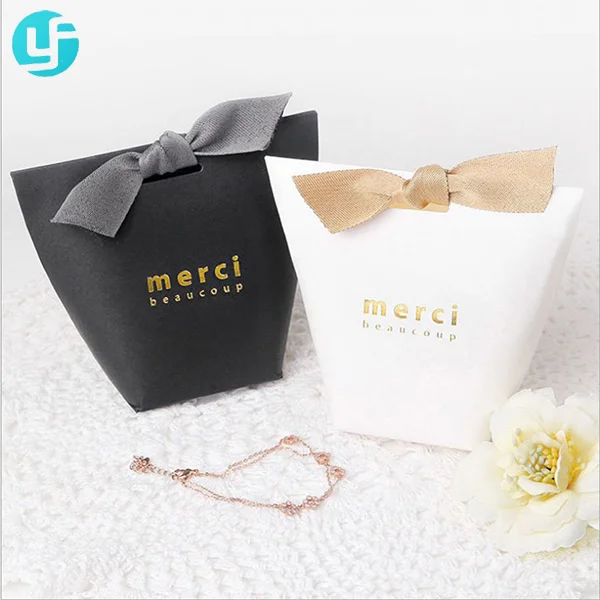 New products 12*10cm small kraft paper gift packaging bag with bowknot