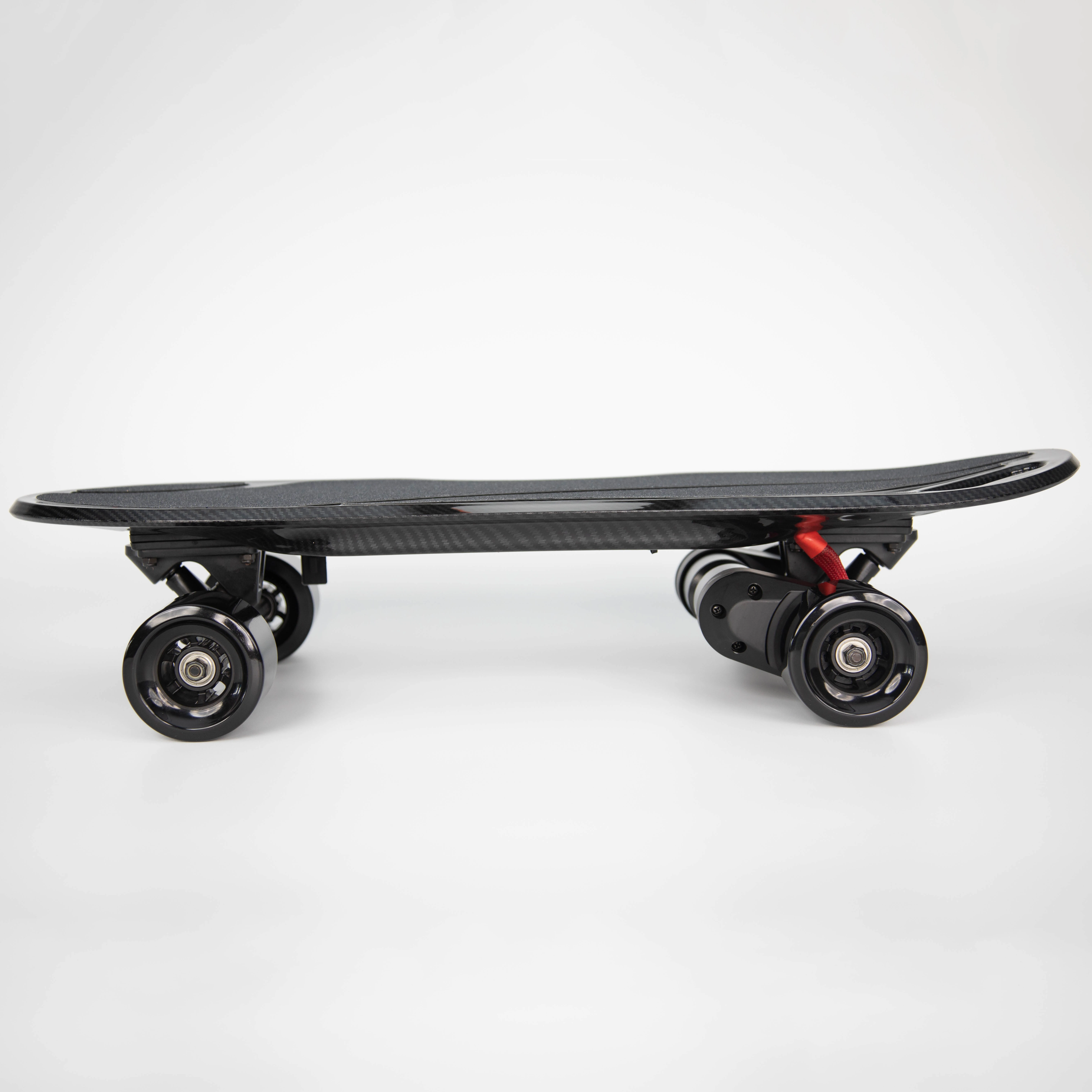 iFasun hangzhou factory aero plastic alloy deck wireless remote electric skateboard with dual belt motor