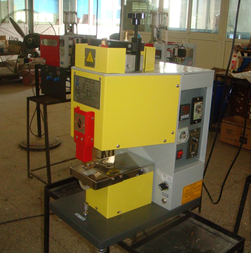 
JT-2110 Single/Double Edge Coater Hot Melt Glue Machine For Toy Making 