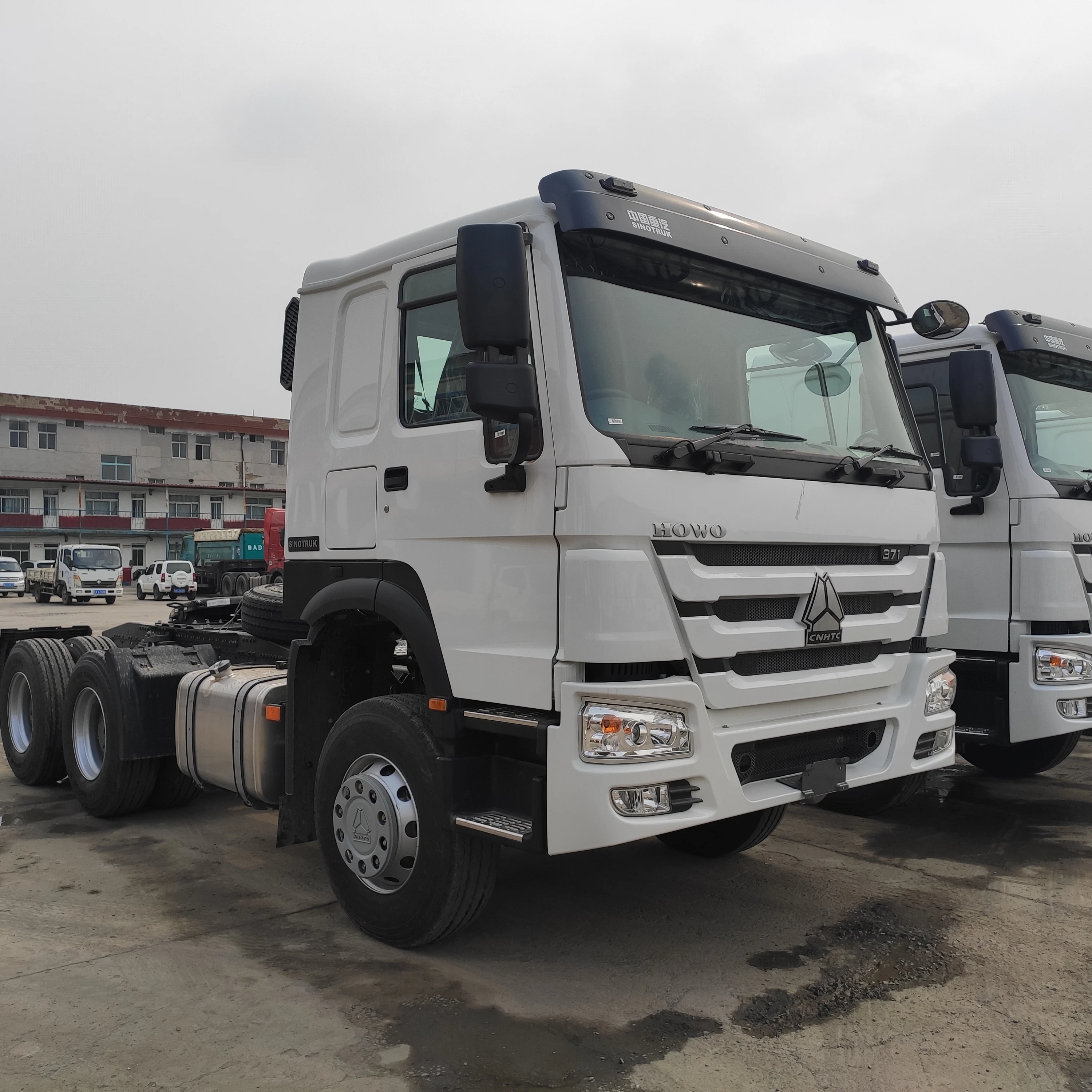 
howo truck howo7 tractor truck rc truck price 