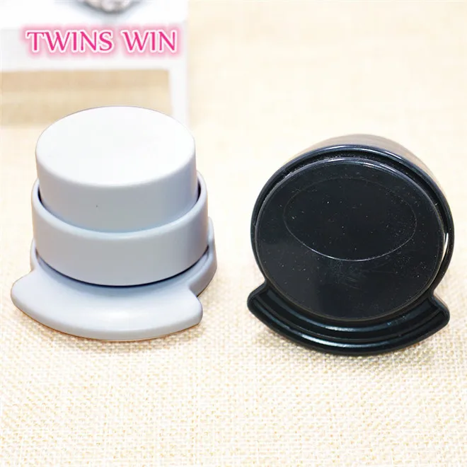 Лидер продаж 2018 корейские канцелярские принадлежности оптовая продажа профессиональный цветной пластиковый ручной степлер смешной формы для офиса