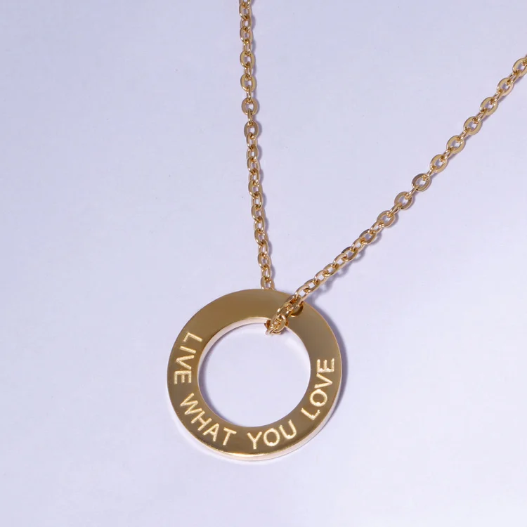 Fashion jewelry Custom 18k gold plated stainless steel engraved word washer pendant