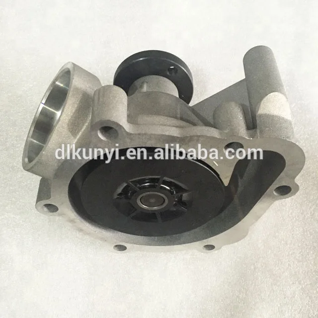 Deutz 0293 7603 Original Deutz Dalian BFM2012 D6D D4D BFM1012 water pump 04256850 02937603