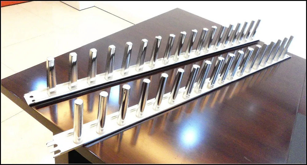 Linear moulds