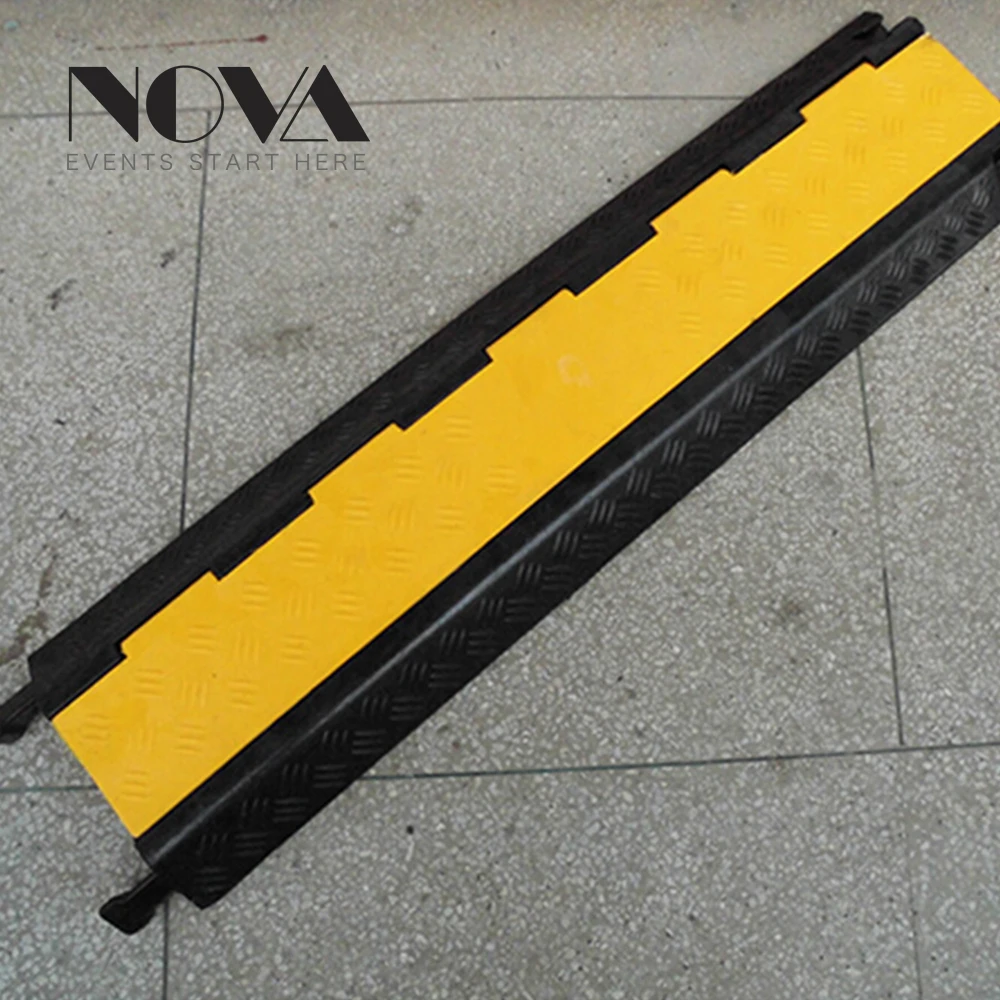 2021 Hot Selling Yellow Jacket 2 Channel Corner Cable Ramp/Cable Protector