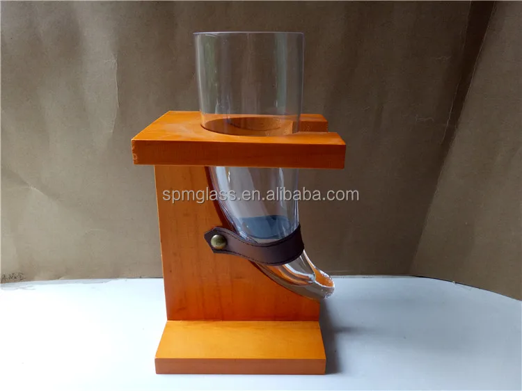 16 унций стеклянный рожок в форме Викинга рог для пива с деревянной подставкой рустикальном