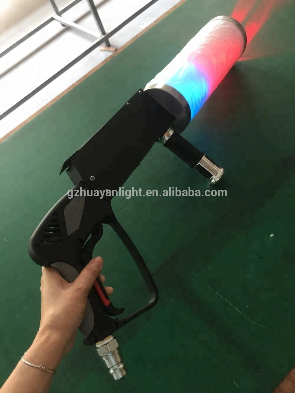 Портативная Светодиодная лампа для фото co2 пистолет RGB ткацкий станок специальные эффекты ди-Джея свет сцены