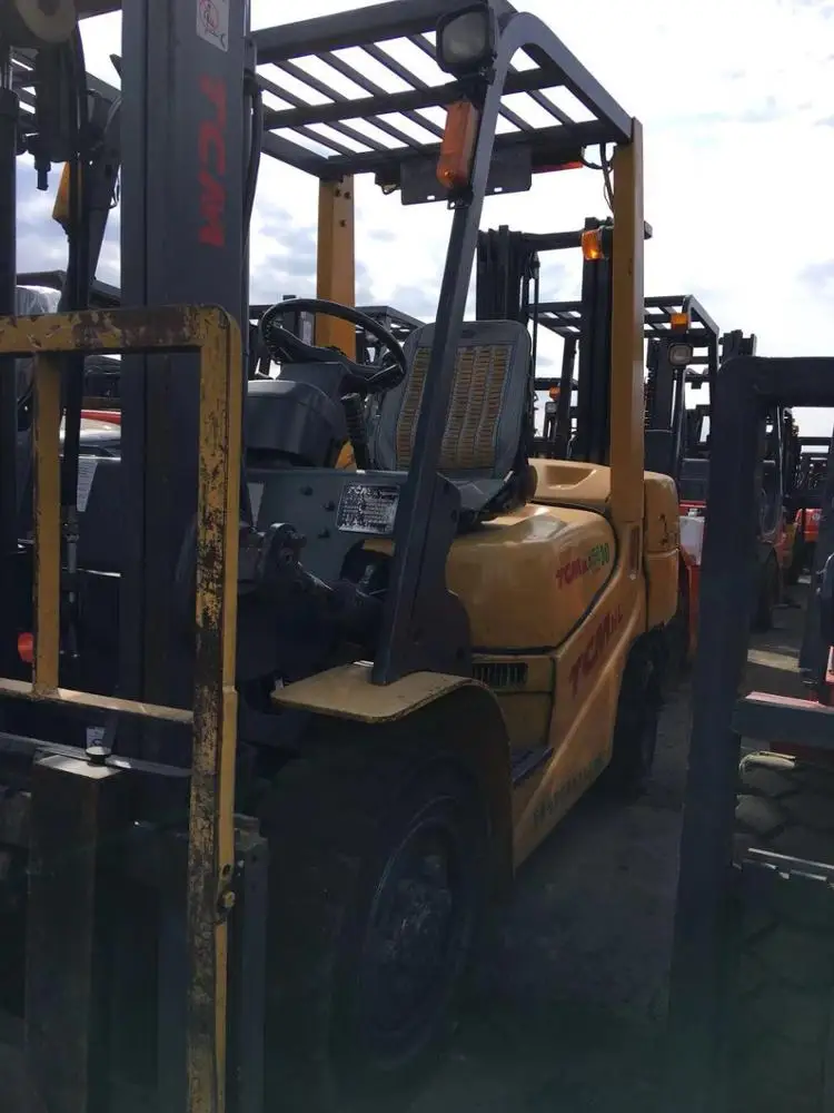 HIGH QUALITY GOOD CONDITION LOW PRICE WELL USED TCM 3T FORKLIFT FOR SALE