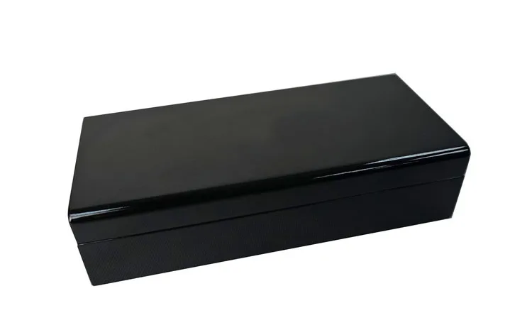 
Suppliers wholesale price luxury piano black lacquer wooden gift boxes for pen packing 