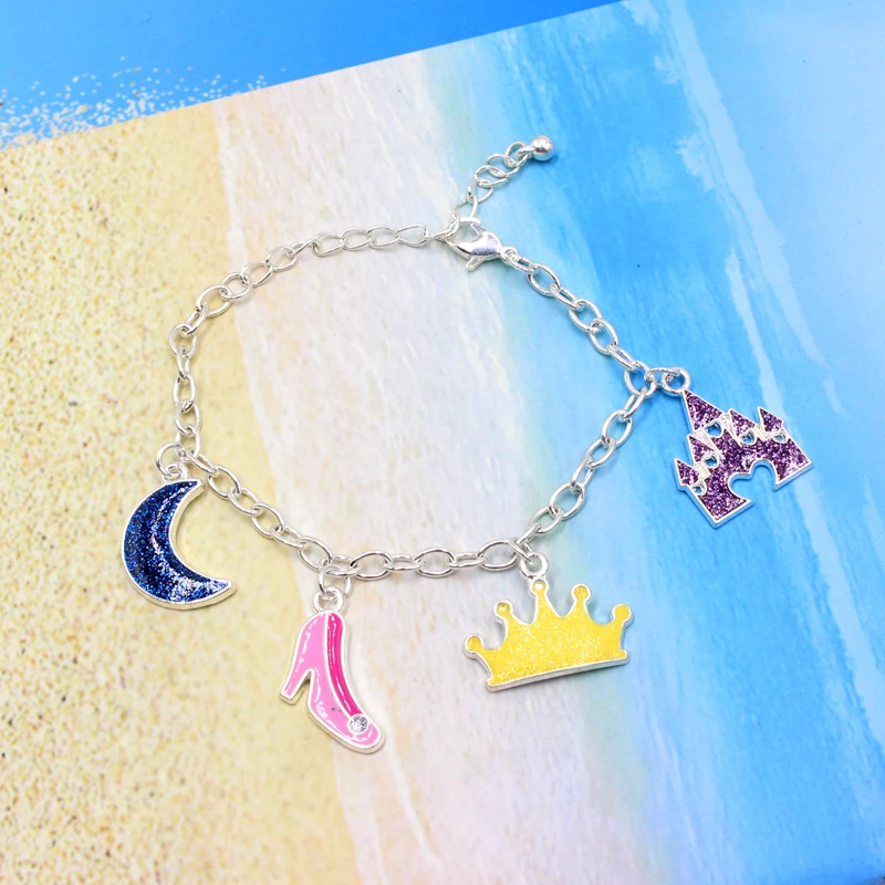 Children Heart Shape Charm Bracelet With Moon Pendant Lovely Smart Kids Promotion Gift Bracelet Dayday Band