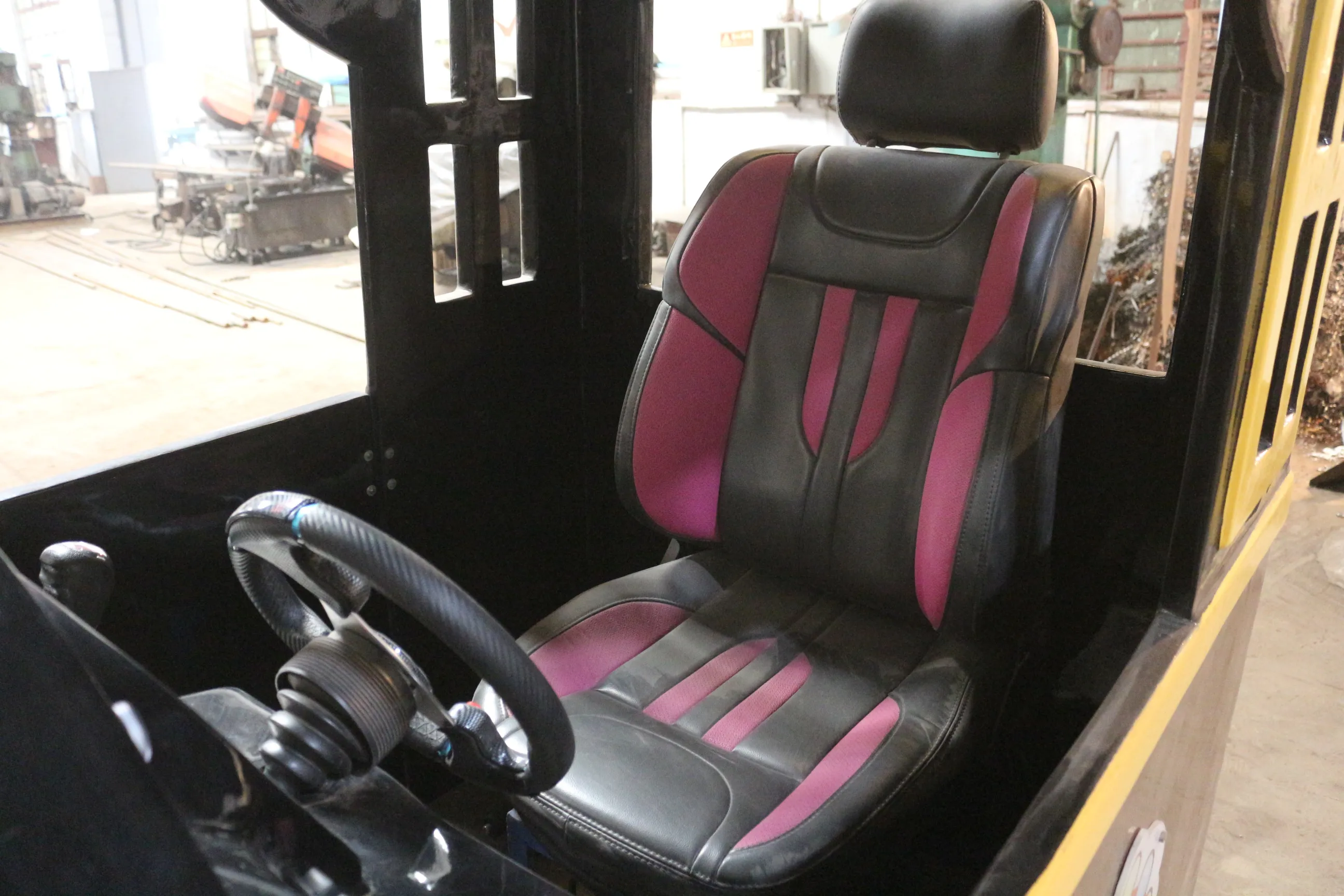 
Newest Kids Outdoor Amusement Park Playground Equipment Trackless Train for Sale 