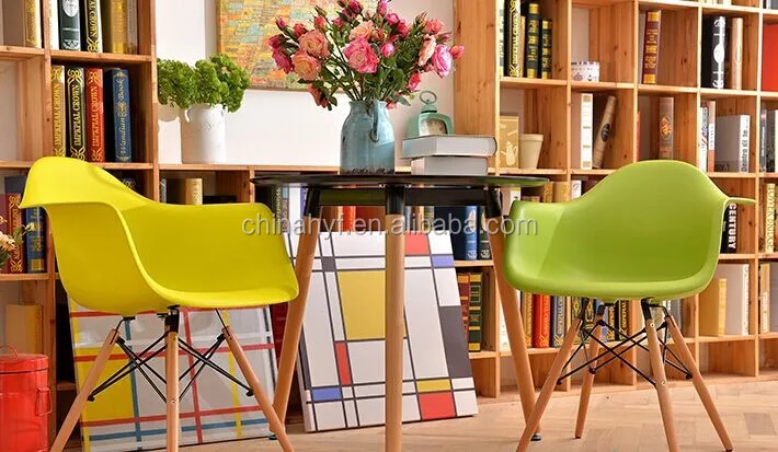 
Replica Colorful plastic chairs with wooden leg PP 125D 