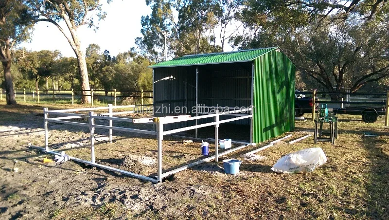 Loafing Sheds/and Barns for Horses