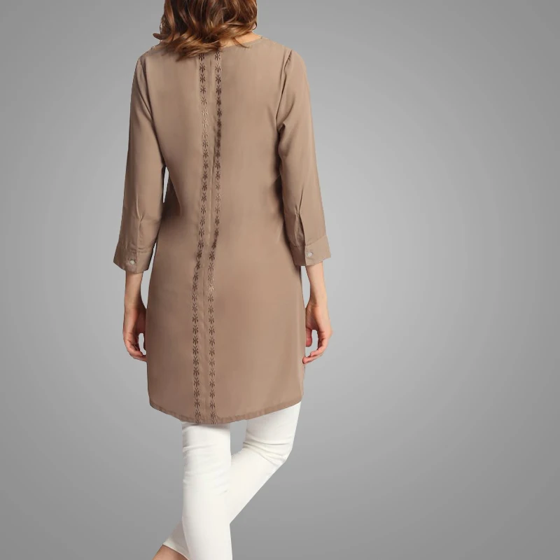 New Arrival Muslim Women Embroidered Comfortable Tunic Elegant Lady Tops Islamic Clothing