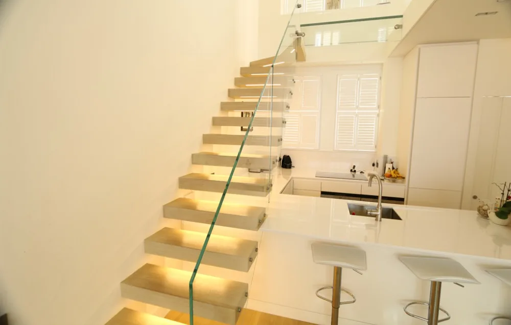  Специальная светящаяся деревянная плавающая лестница со светодиодной подсветкой