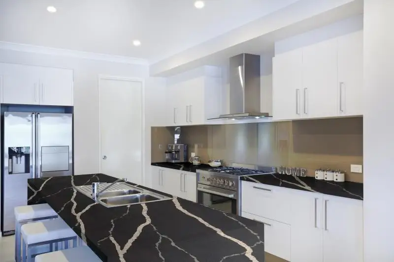 
Newest modern decoration black marquina quartz stone slabs 