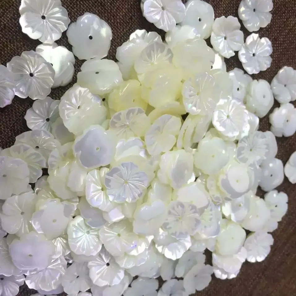 White Mother of Pearl Carved flower jewelry beads, Loose shell flower beads wholesale