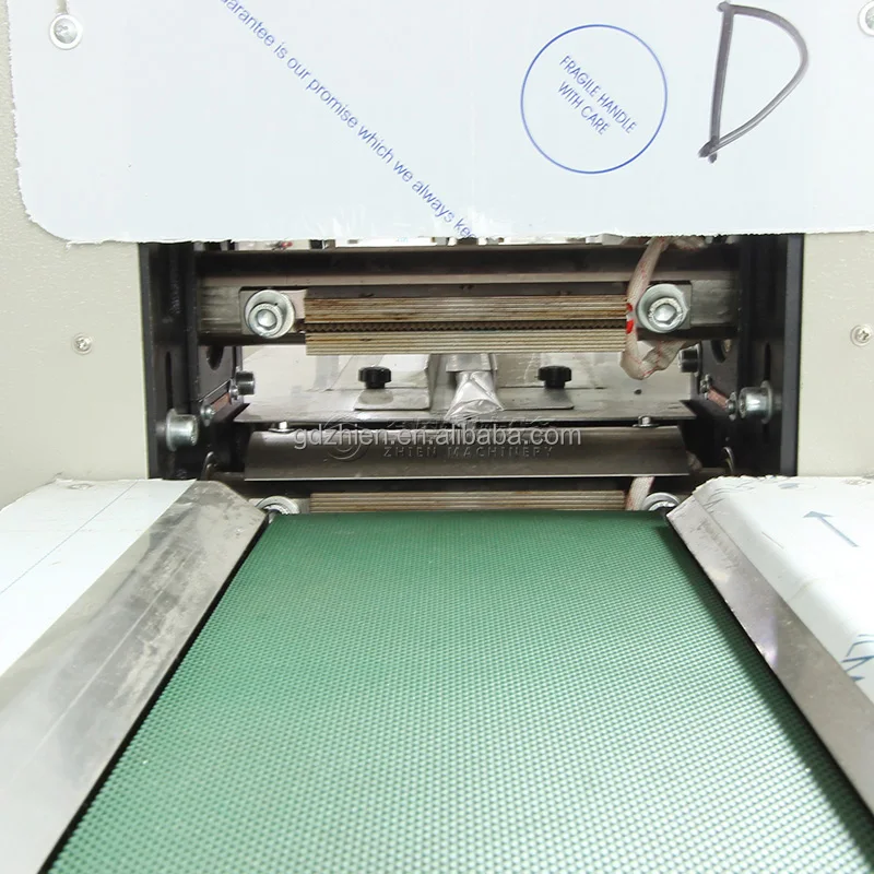 Horizontal Flowpack Packing Machine