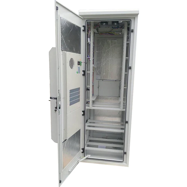 IP55 outdoor telecommunication cabinet with cooling system