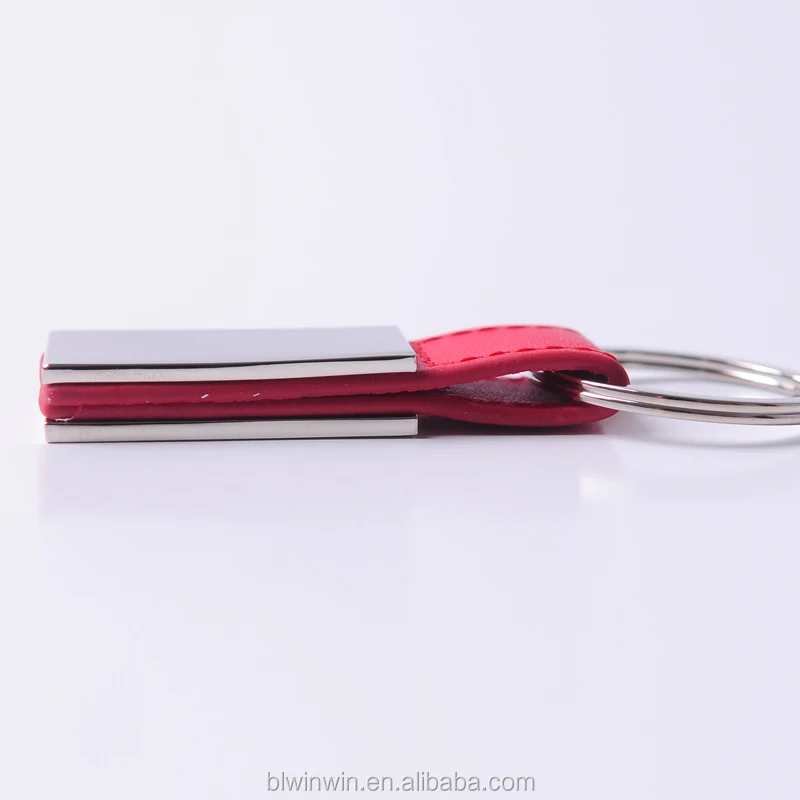 Hot selling customized Fancy keychains of leather material