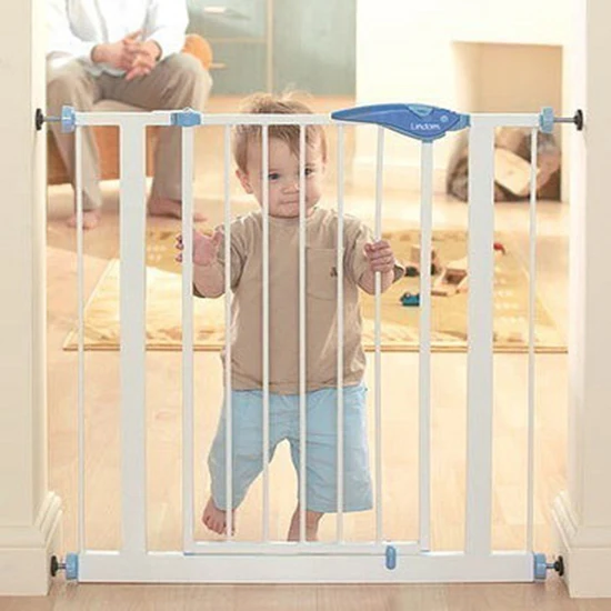Indoor child safe fence/ baby safety gate/ child barrier fence