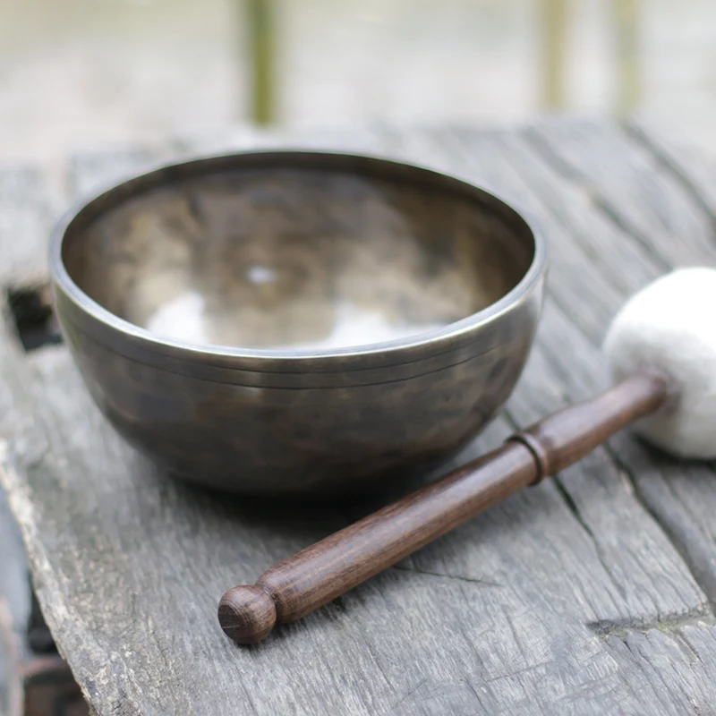 Thick tibetan singing bowls for Yoga meditation and music healing