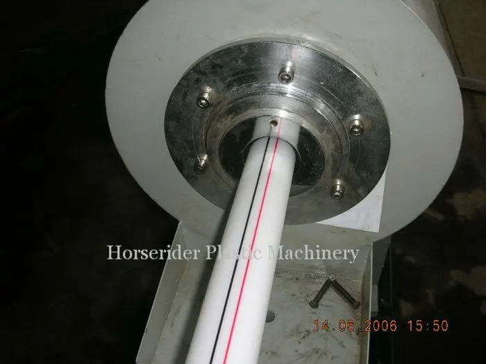 Производственная линия для экструзии труб из полипропилена/машина для экструзии из полипропилена и стеклопластика