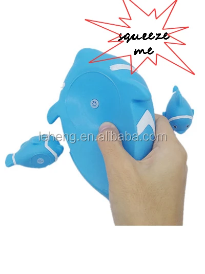 Yiwu plastic non-toxic soft baby shower mother&son blue fish bath toys for kids