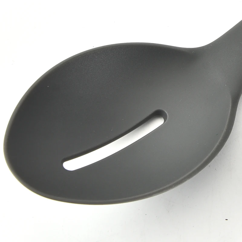 Cooking Tools Kitchen Tools Accessories Hot Sales Stocked Nylon and Wooden Handle Kitchen Utensils 7 Pieces