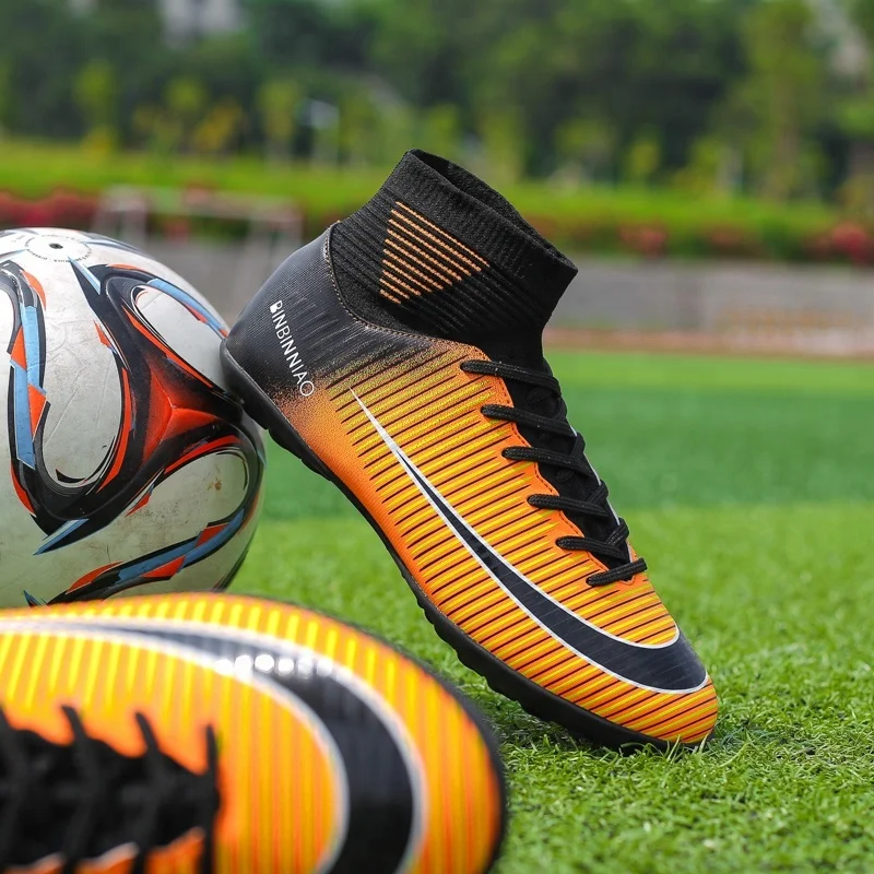 College football shoe Ventilation comfort and durability charms soccer boots for men