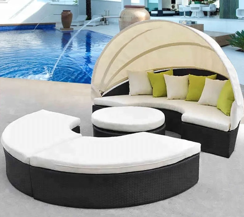 New style round shape lounge chair PE rattan beach day bed with canopy for sea beach