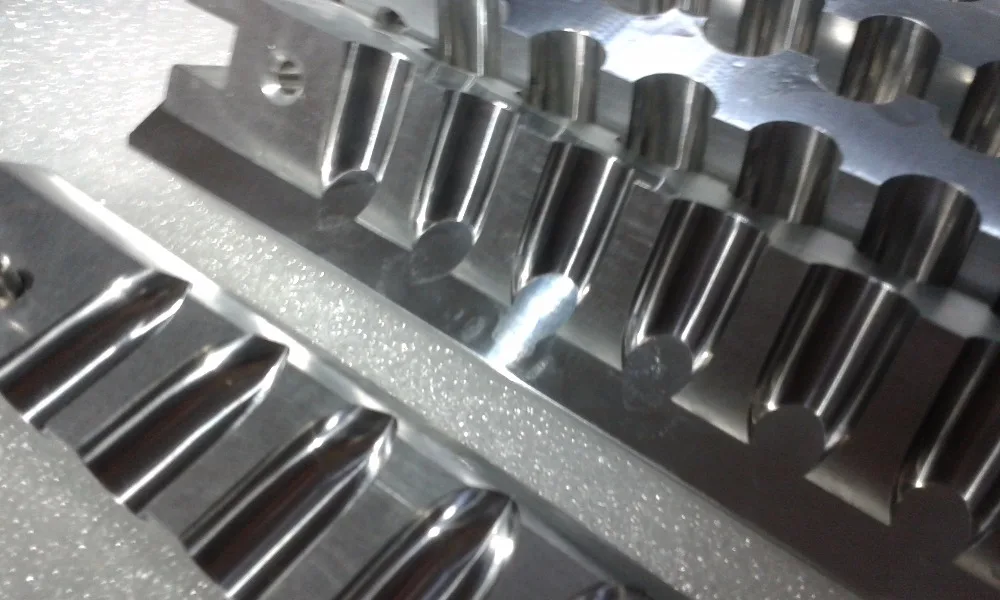 
Mould maker regular 3pcs split type 12 cavities aluminium lipstick mould machine, plastic injection lipstick mold 