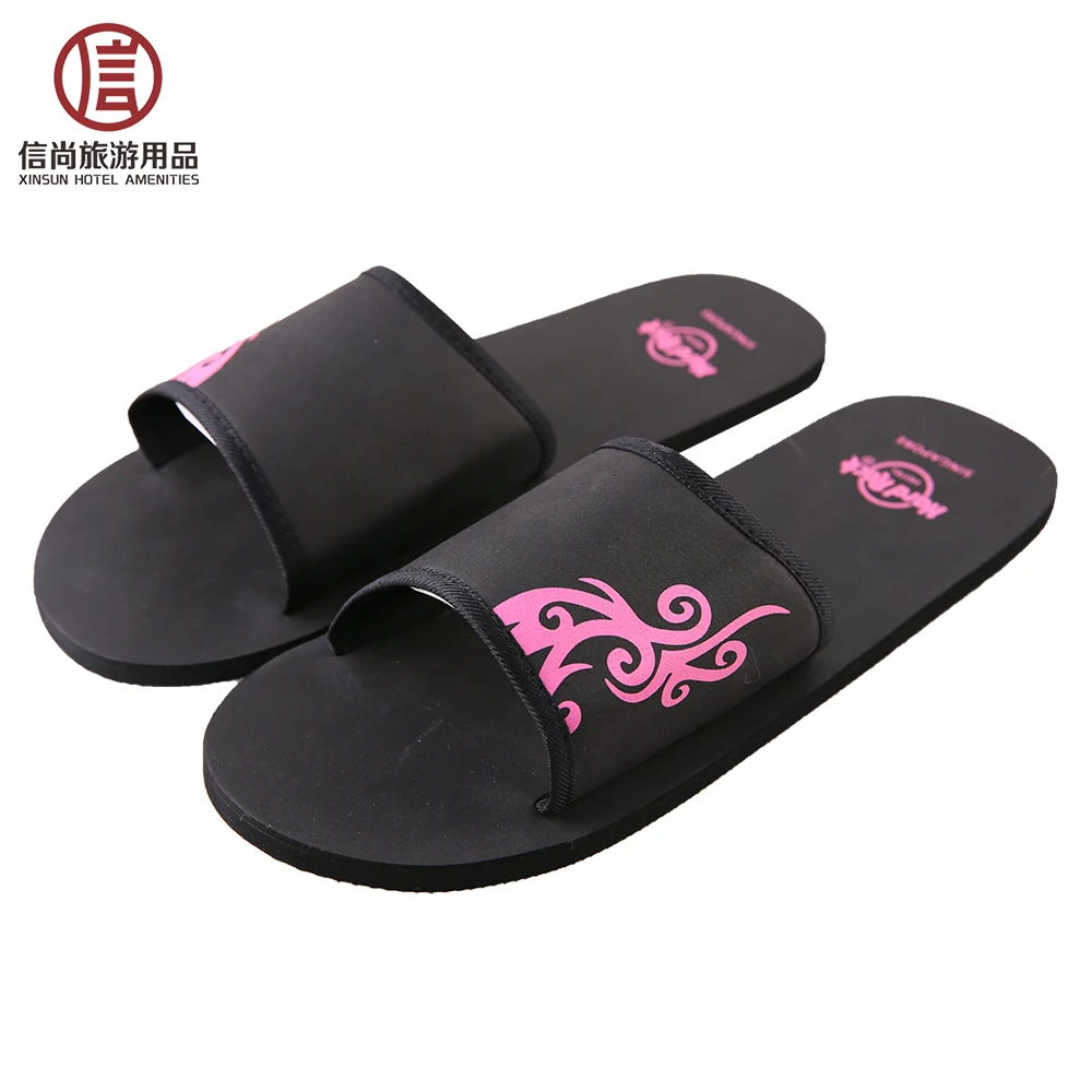 Custom beach pvc plastic slipper with logo