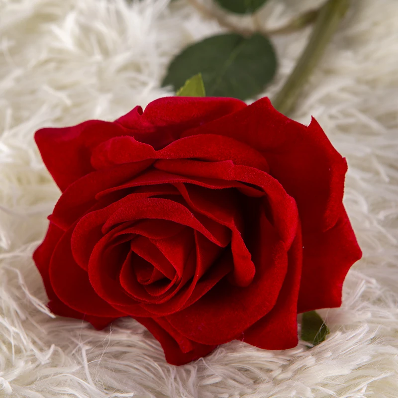 E-commerce exclusive high quality silk red artificial flower roses bouquet Petal thickening In stock