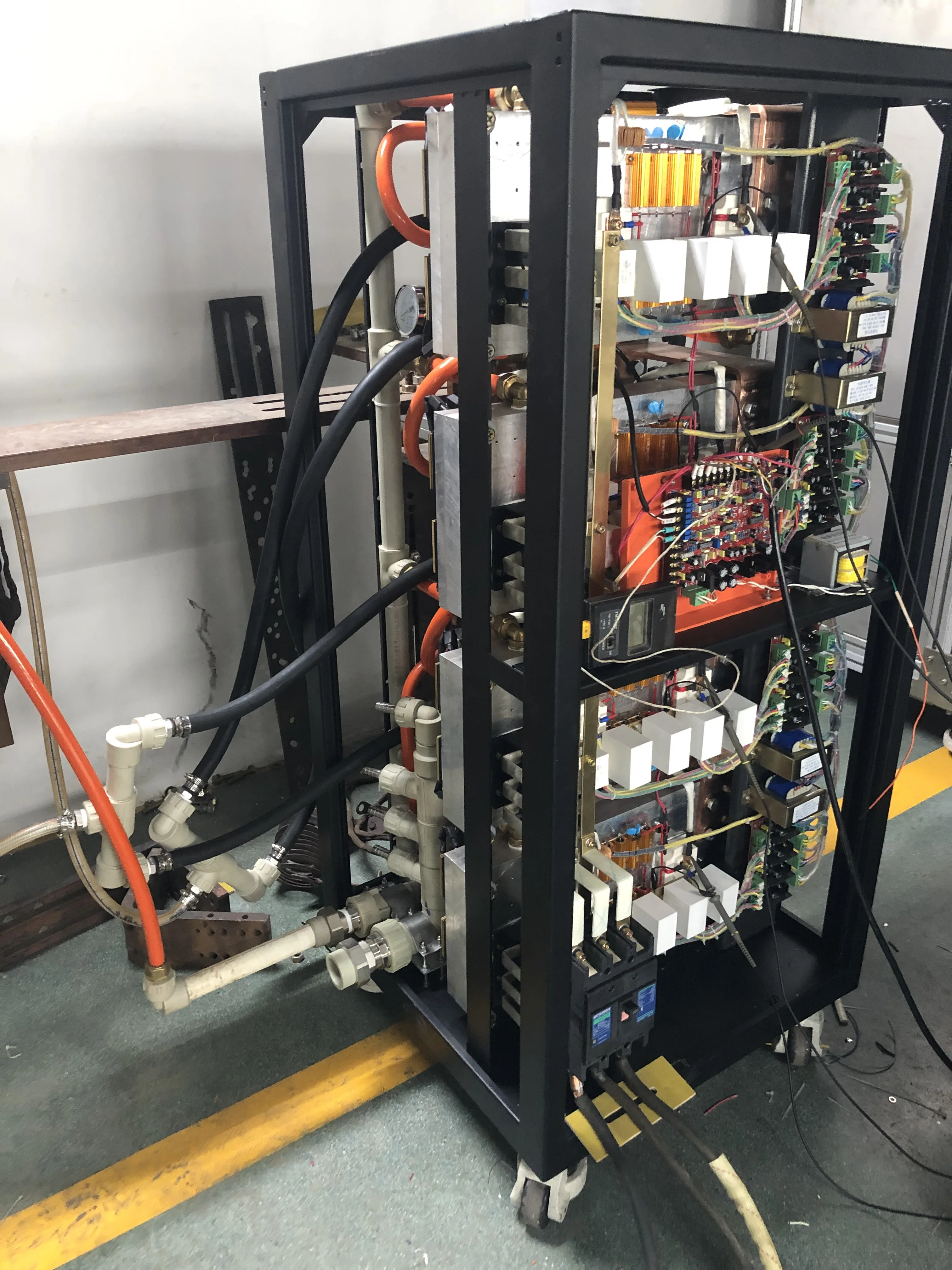 8000A-12V водяной охлаждающий цинковый никель-хромированный выпрямитель