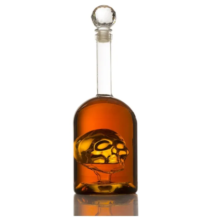 Wholesale Custom Empty 1000ml Drinking Glass Crown Skeleton Cup Wine Liquor Bottle Whiskey Decanter Set with Shot Glasses