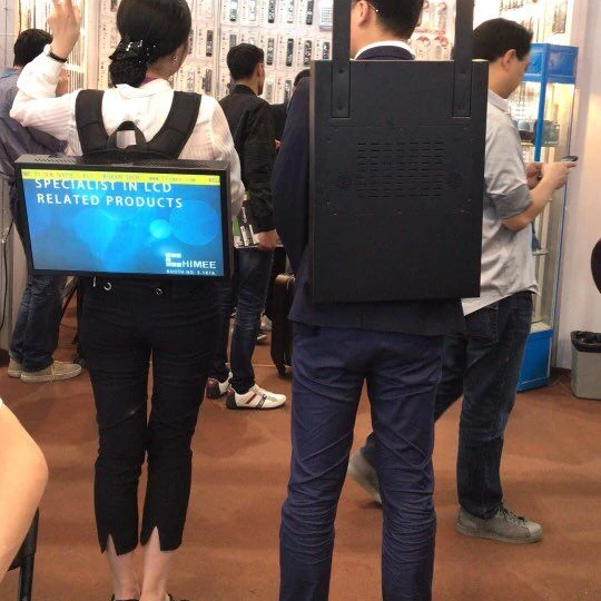 24 дюймовый ЖК-экран рюкзак носимый экран уличная реклама светодиодный