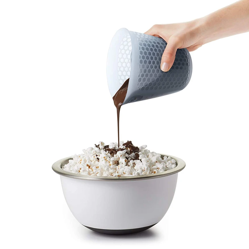 Newest Clear Squeeze and Pour Flexible Silicone Measuring Cup with scale