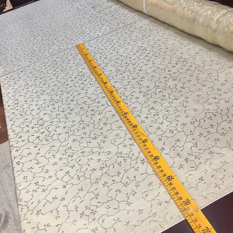 Золотая шелковая жаккардовая шелковая ткань