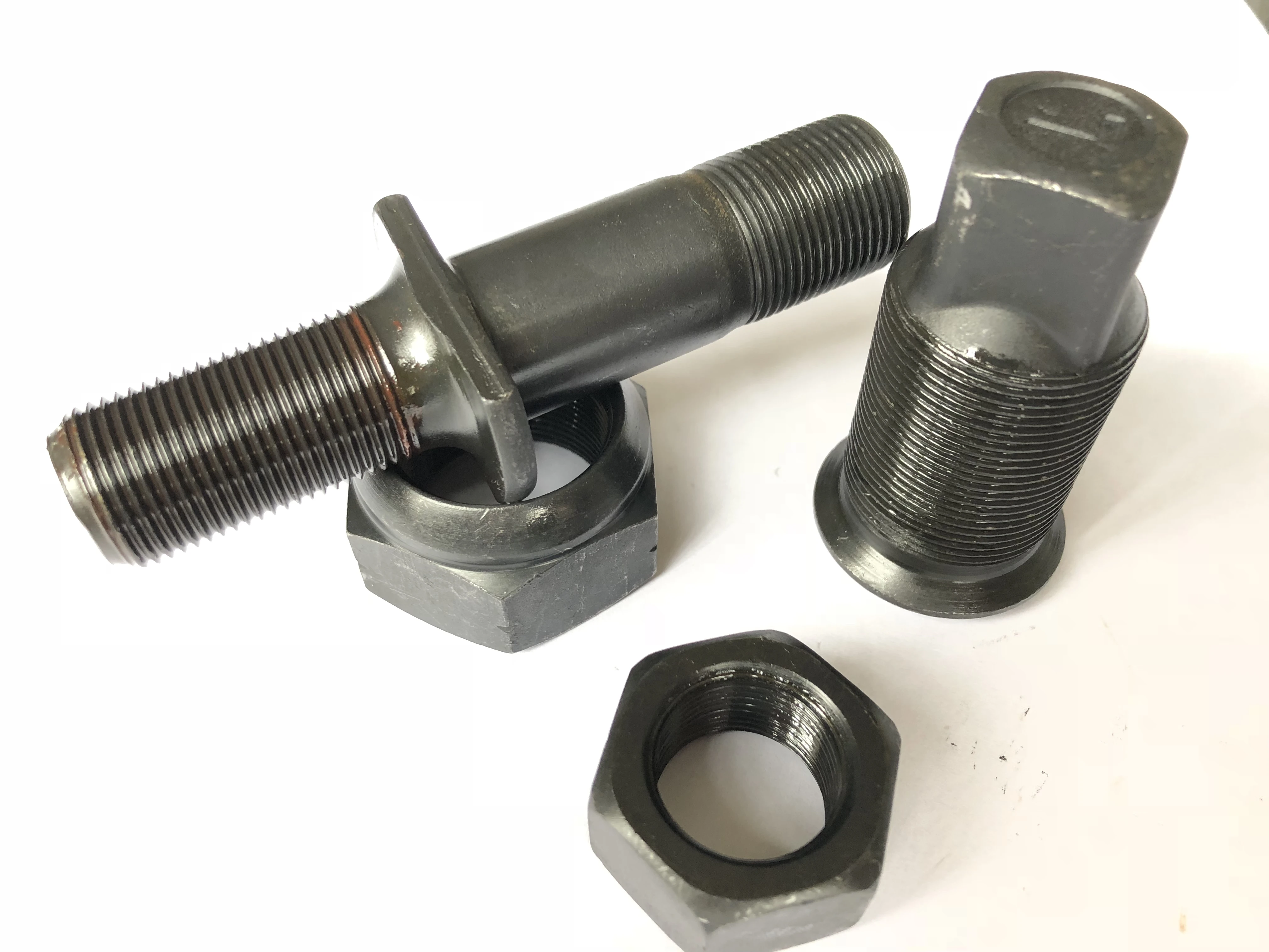 truck wheel hub bolts manufacturer Truck Wheel Tire Hub Bolt and nut